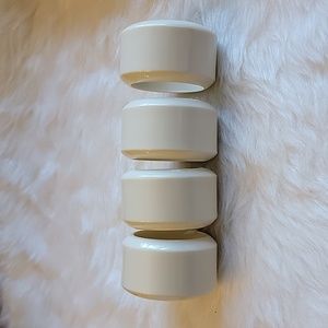 Set of 4 acrylic napkin rings